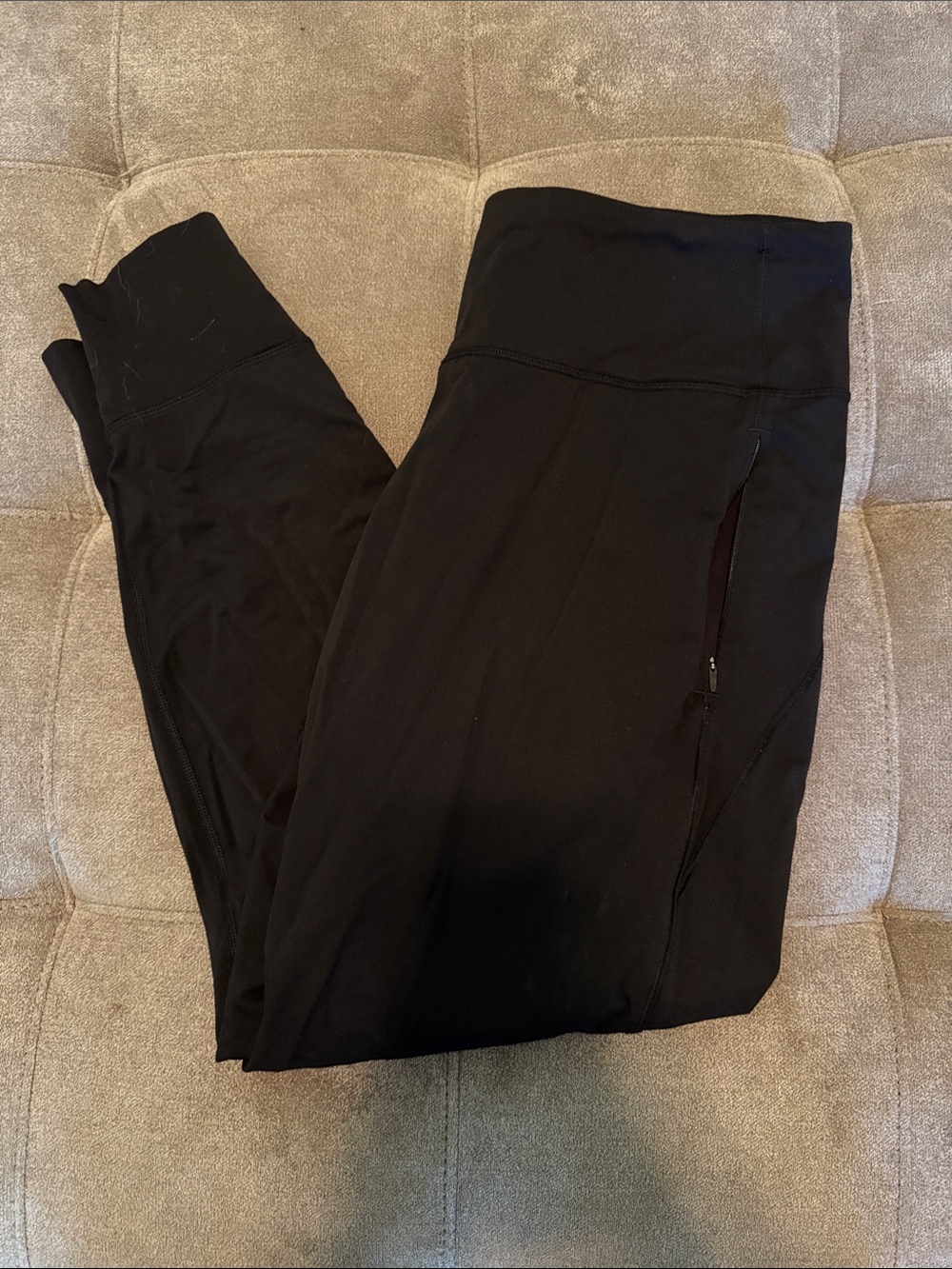 Lululemon- Black High-Waist Athletic Leggings with Side Zip Pocket